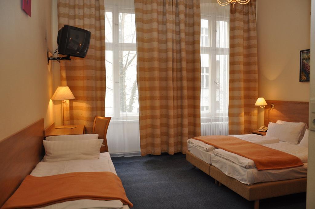 Hotel Atlanta Am Kurfurstendamm 3*